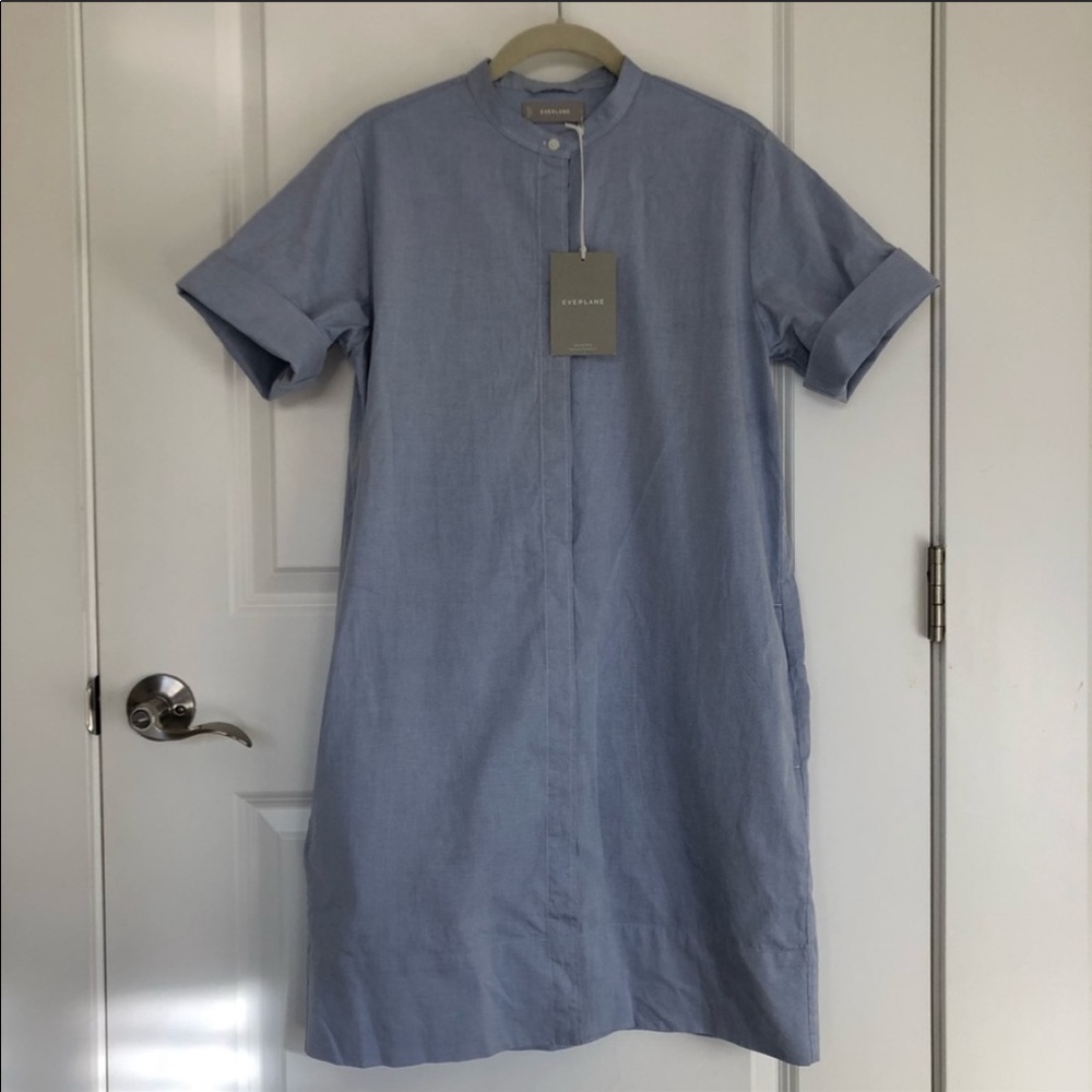 Everlane blue cotton poplin button down dress ❤️